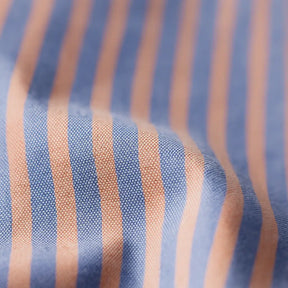 Camisa masculina Oxford listrada, manga longa, 100% algodão, gola abotoada e estilo elegante casual.