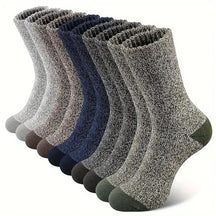 Kit com 5 pares de meias térmicas masculinas grossas estilo merino em cores neutras para inverno e frio intenso.