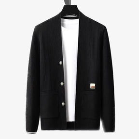 cardigan preto
 masculino com botões e bolsos, estilo clássico casual