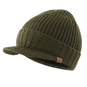 Gorro Masculino Denver em tricô canelado com aba frontal e proteção térmica para inverno.