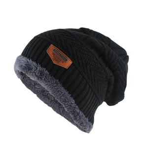 Gorro Térmico Everest  em tricô premium com forro interno em pelúcia quente para dias frios.