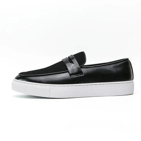 Loafer masculino  em couro confortável, modelo casual, ideal para uso diário.