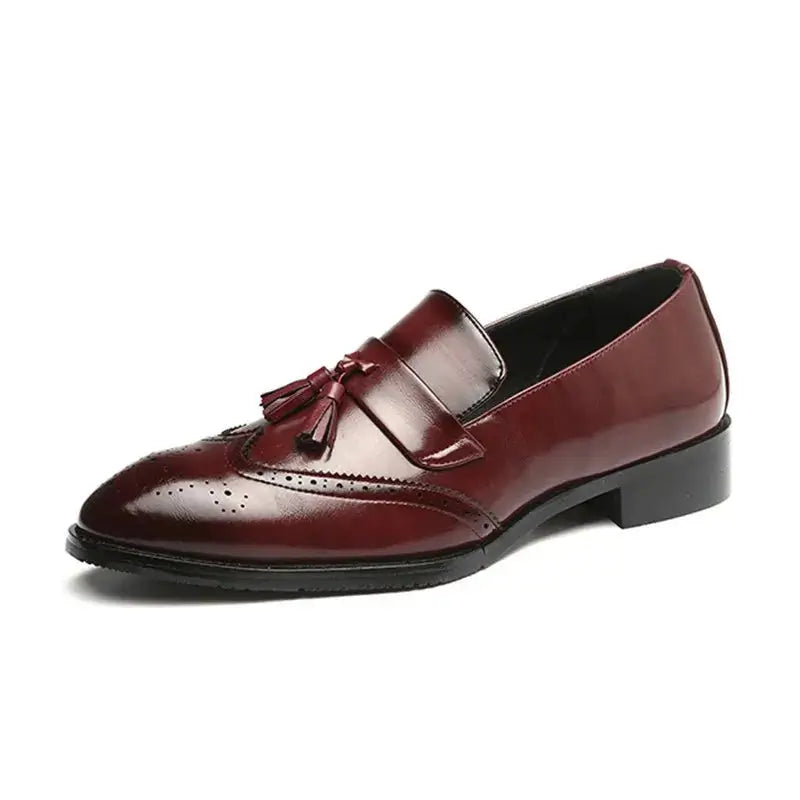 mocassim masculino  em couro confortável, modelo social, ideal para uso diário.