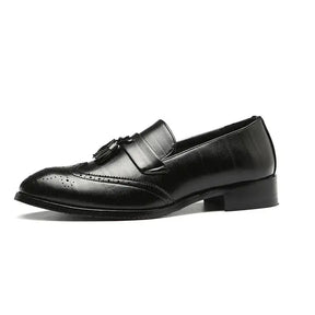 mocassim masculino  em couro confortável, modelo social, ideal para uso diário.