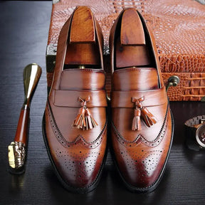 mocassim masculino  em couro confortável, modelo social, ideal para uso diário.