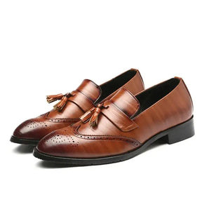 mocassim masculino  em couro confortável, modelo social, ideal para uso diário.