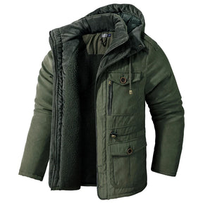 Jaqueta masculina marrom térmica com interior peluciado, capuz e múltiplos bolsos estilo outdoor premium.