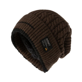 Gorro Térmico em tricô trabalhado com interior quente e confortável para o inverno.
