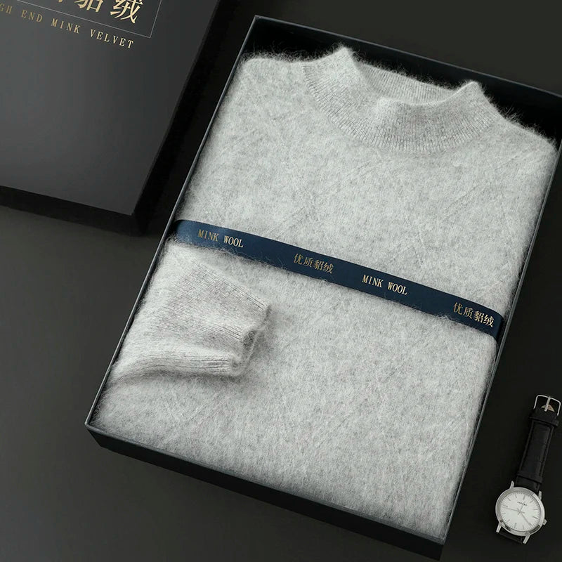 Suéter masculino gola alta em mink cashmere com textura felpada e acabamento premium para inverno