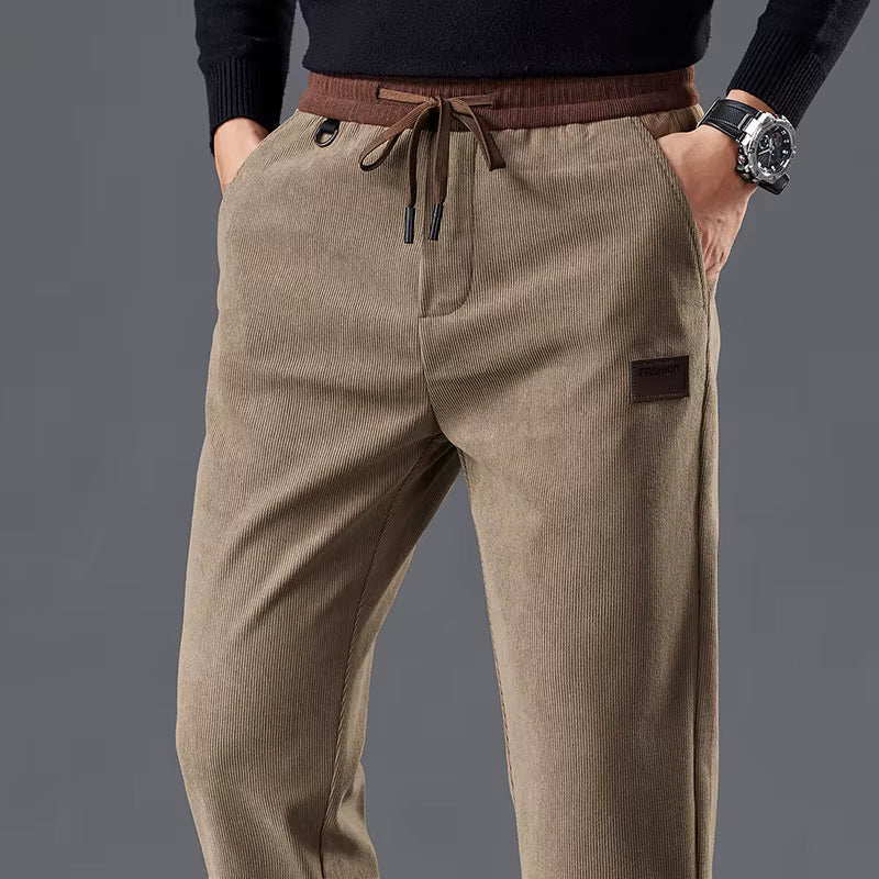 Calça masculina de veludo cotelê com cintura elástica e cordão ajustável, modelo reto para outono e inverno