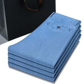 Calça Jeans Masculina Reta Leve em Algodão Denim