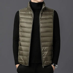 colete masculino puffer leve com design minimalista e gola alta ideal para meia estação e looks elegantes