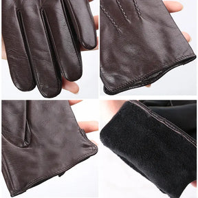Luva Masculina Verona marrom escuro em couro premium com acabamento elegante e proteção térmica para dias frios.