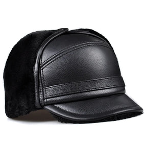 Boné masculino térmico marrom em couro com proteção auricular e forro interno felpudo para inverno e frio intenso.