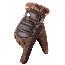 Luva Masculina Oslo com acabamento premium, detalhe em pelúcia e proteção térmica para dias frios.