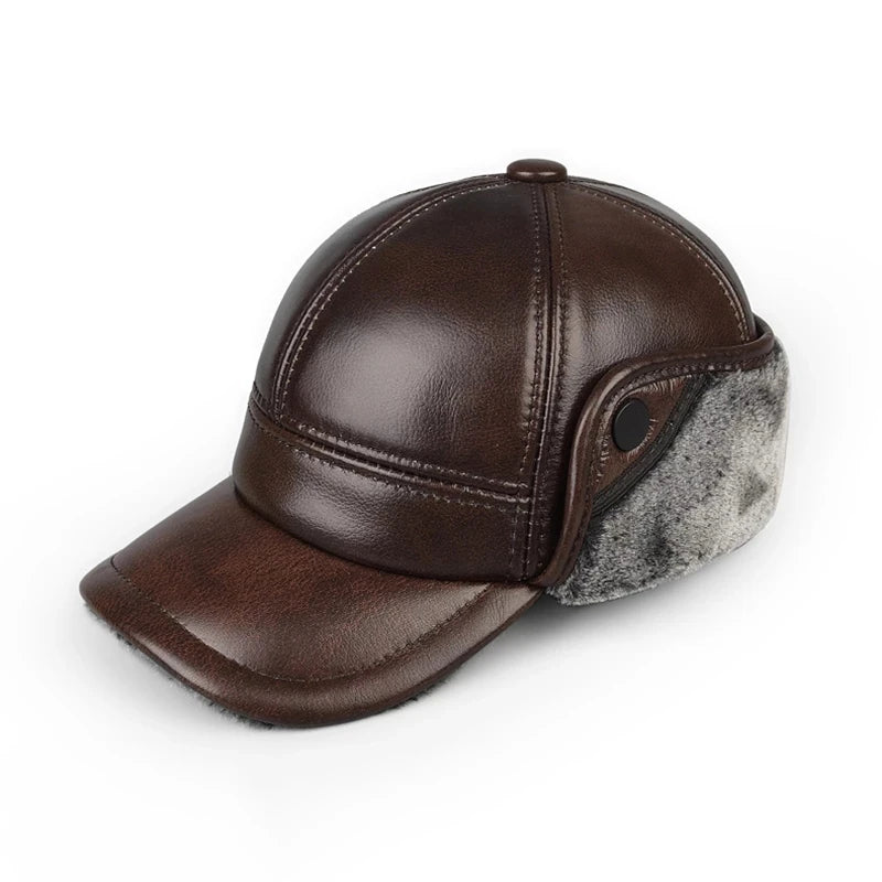 Boné masculino térmico marrom em couro legítimo com proteção auricular felpuda para inverno e frio intenso.