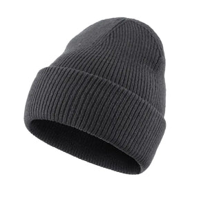 Gorro Unissex Vermont em tricô canelado com ajuste confortável e proteção térmica.