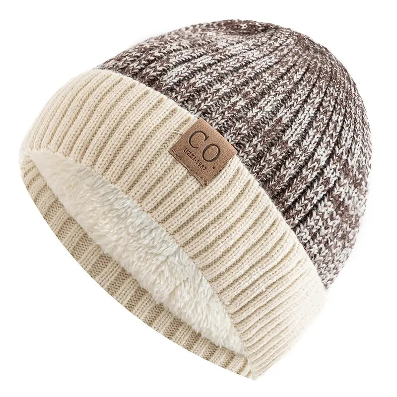 Gorro Térmico Aspen em tricô premium com forro interno em pelúcia para dias frios
