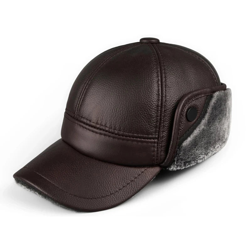 Boné masculino térmico marrom em couro legítimo com proteção auricular felpuda para inverno e frio intenso.