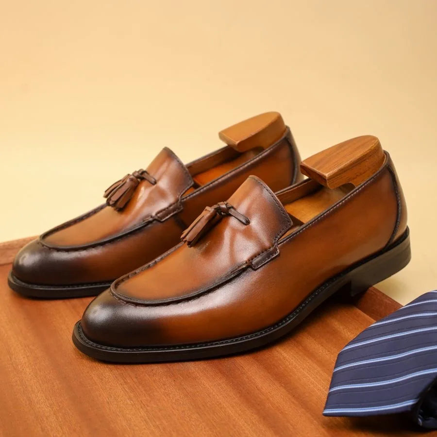 Sapato Masculino Loafer Em Couro Legítimo Com Detalhe Metálico Elegante