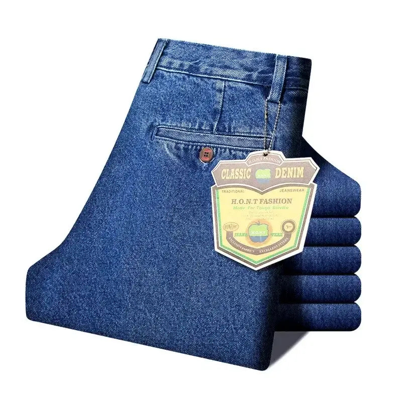 Calça Jeans Masculina em Algodão Corte Reto Clássico