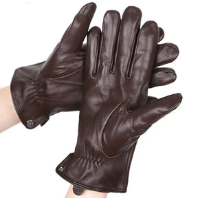 Luva masculina marrom em couro premium com acabamento elegante e proteção térmica para inverno.