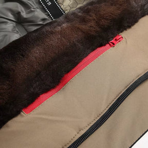 Parka masculina premium com interior térmico peluciado e capuz para inverno e clima frio intenso.