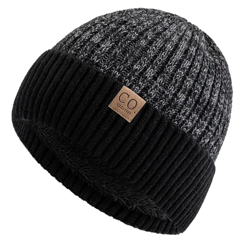 Gorro Térmico Aspen em tricô premium com forro interno em pelúcia para dias frios
