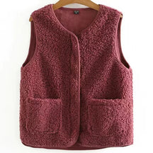 colete masculino fleece com textura aveludada e design minimalista com bolsos frontais para inverno