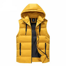 colete masculino acolchoado claro com capuz removível e bolsos com zíper ideal para inverno e uso casual