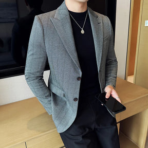 Blazer masculino social slim fit cinza com padronagem sofisticada estilo britânico e caimento elegante