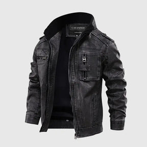 jaqueta masculina em couro biker com gola alta e zíper frontal