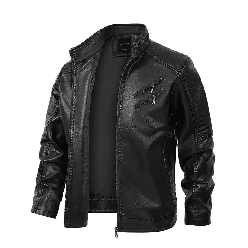 jaqueta masculina estilo couro biker com detalhes matelassê nos ombros