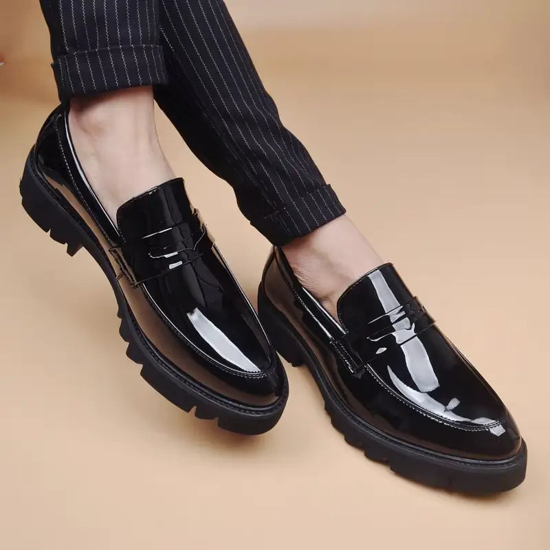 Loafer Masculino Camden Em Couro Polido