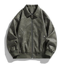 Jaqueta bomber masculina preta em couro premium com zíper metálico e visual urbano sofisticado.