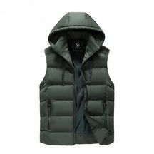 colete masculino acolchoado claro com capuz removível e bolsos com zíper ideal para inverno e uso casual