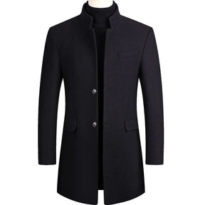 Sobretudo masculino de lã premium preto com corte alongado elegante e visual sofisticado para inverno e ocasiões executivas