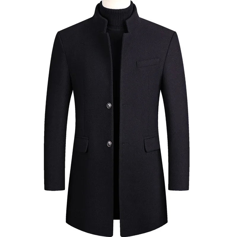 Sobretudo masculino de lã premium preto com corte alongado elegante e visual sofisticado para inverno e ocasiões executivas