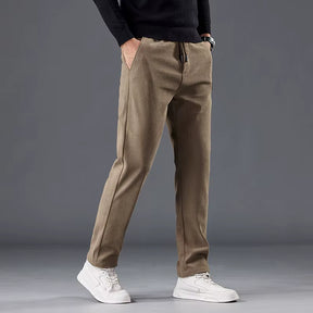 Calça masculina de veludo cotelê com cintura elástica e cordão ajustável, modelo reto para outono e inverno
