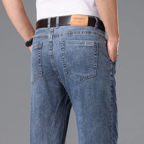 Calça Jeans Masculina Slim Vintage em Denim Leve