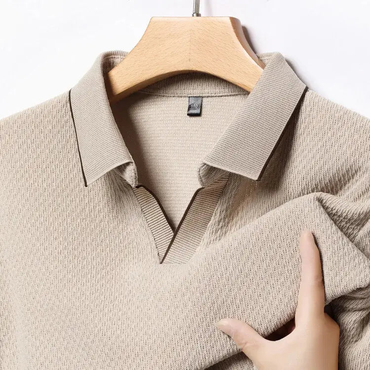 camisa polo masculina de tricot manga longa com tecido macio e elegante exibindo textura do knitwear