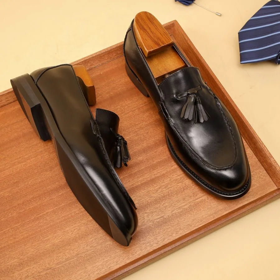 Sapato Masculino Loafer Em Couro Legítimo Com Detalhe Metálico Elegante