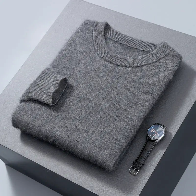Suéter masculino  cashmere com gola careca e acabamento macio elegante para inverno