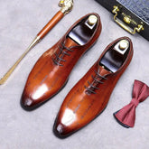 Sapato Masculino Oxford  em couro confortável, modelo social, ideal para uso diário e ocasiões especiais.