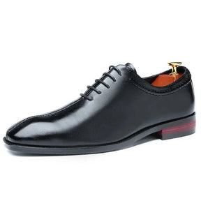 Sapato Social Masculino Oxford Em Couro confortável, modelo social, ideal para uso diário e ocasiões especiais.