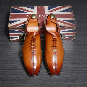 Sapato Social Masculino Oxford Em Couro confortável, modelo social, ideal para uso diário e ocasiões especiais.