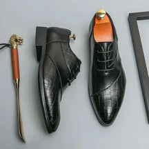 Sapato Social Masculino Oxford Em Couro, confortável modelo social, ideal para uso diário e ocasiões especiais.