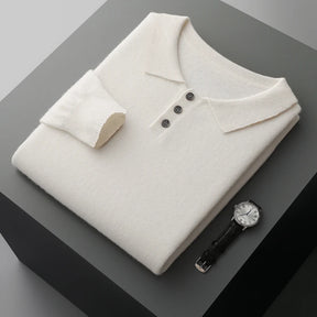Suéter masculino em lã merino com gola polo e botões frontais dobrado com acabamento elegante