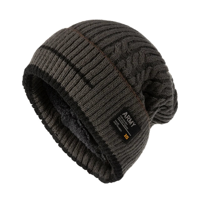 Gorro Térmico em tricô trabalhado com interior quente e confortável para o inverno.