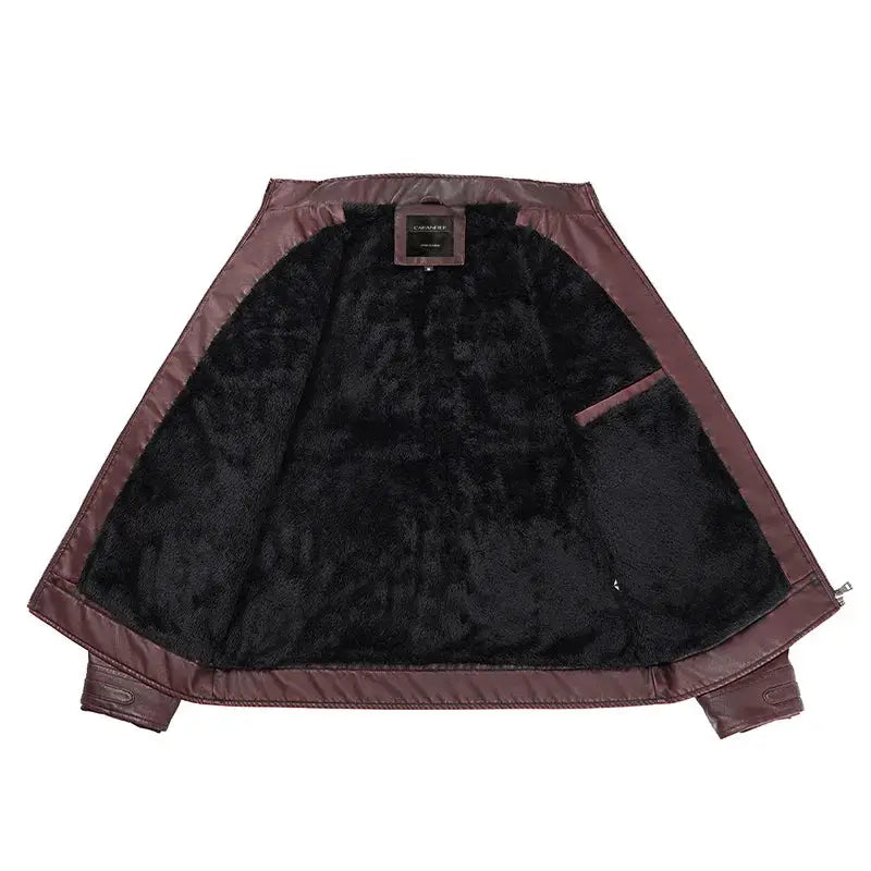 jaqueta masculina vinho estilo couro com gola alta e bolsos frontais moderna